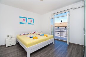 Apartment and Room Zoran