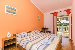 Apartments and Room Take it Easy
