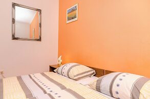 Apartments and Room Take it Easy