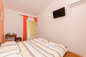 Apartments and Room Take it Easy