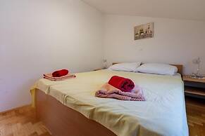 Apartments Pirin