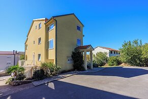 Apartments Pirin