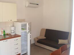 Apartments Gunja