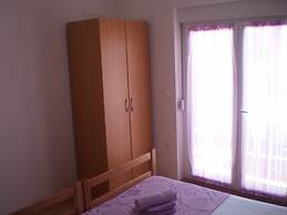 Apartments Gunja