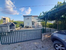 Apartments Gunja