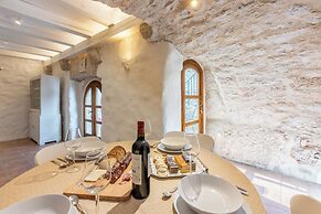 House Stara Kuca-old Stone House