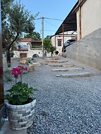 House Stara Kuca-old Stone House