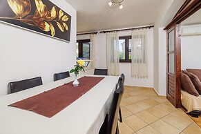 Apartment Dani