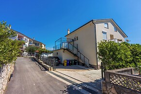Apartments Star by the sea