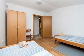 Apartment Tommy