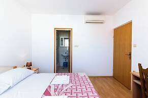 Apartments Ivan i Marija