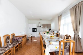 Apartments Ivan i Marija