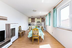 Apartments Ivan i Marija