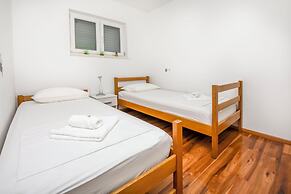 Apartment Slavica