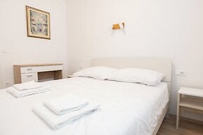 Apartments Maja