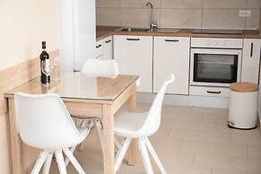 Apartments Maja
