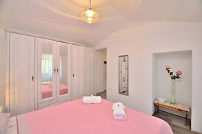 House Carlo