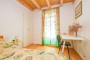 Apartment Fjaka