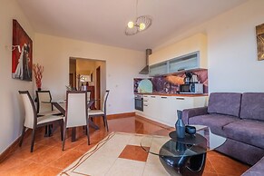 Apartments Lady 2