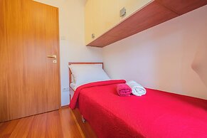 Apartments Lady 2