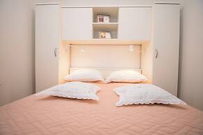 Apartment Luka