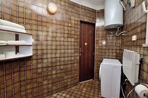 Apartments Pintur
