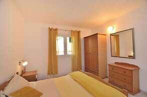 Apartments Pintur