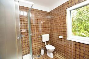 Apartments Pintur
