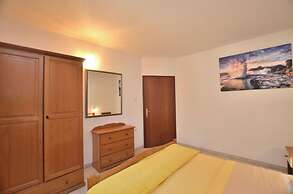 Apartments Pintur