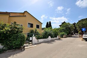 Apartments Pintur
