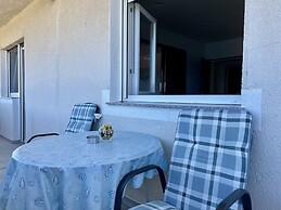 Apartments Veli Rat