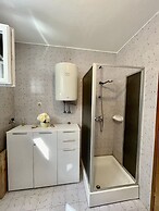 Apartments Veli Rat