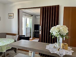 Apartments Veli Rat