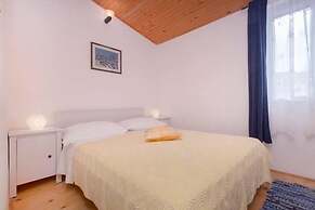 Apartment Burica