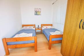 Rooms Oak Tree