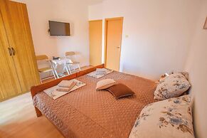 Rooms Oak Tree