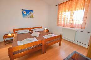Rooms Oak Tree
