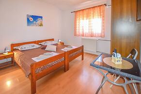 Rooms Oak Tree