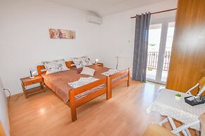 Rooms Oak Tree