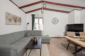 House Trget