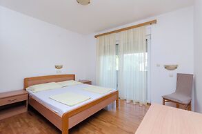 Apartments Josip S