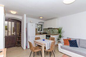 Apartment Sweet Nest