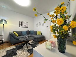 Apartment Wolfie