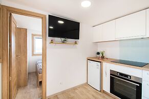 Mobile Home Banovi Dvori