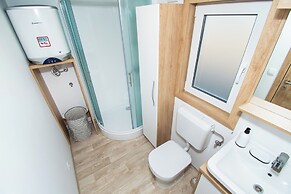 Mobile Home Banovi Dvori