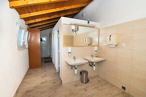 Mobile Home Banovi Dvori