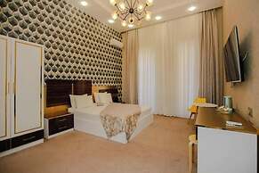 Dionis Hotel