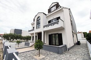 Apartments Krunoslava
