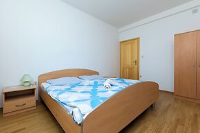 Apartment Mario