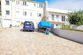 Apartments Laganini